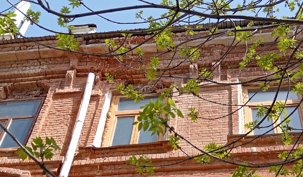Собственников исторических зданий в Саратове заставят привести фасады в порядок